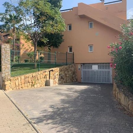 Schoenes Penthouse Mit Meerblick Pura Vida Bahia de Casares Exterior photo